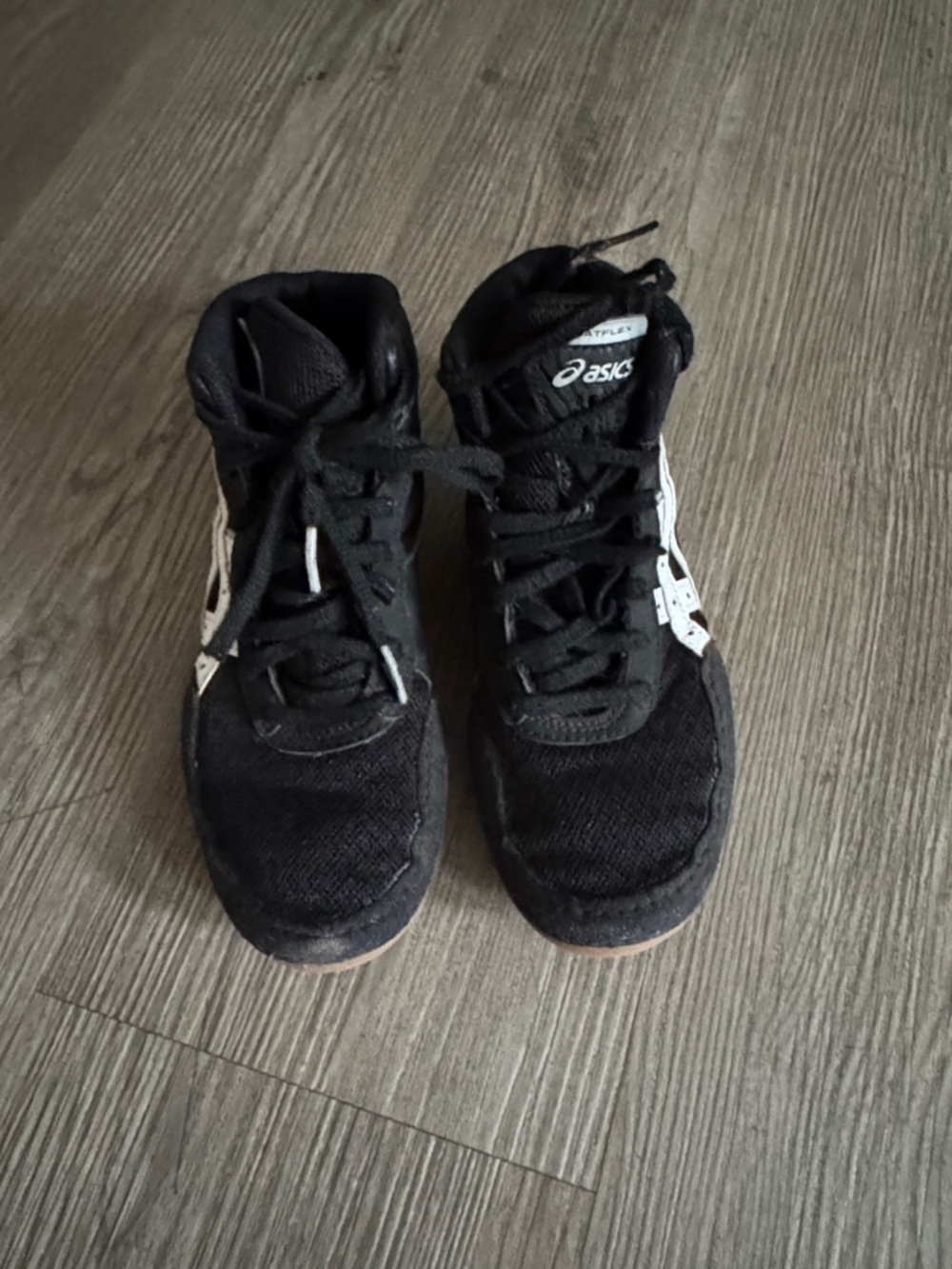 Asics Kids Black wrestling shoes